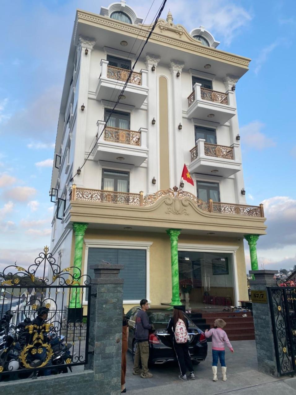 Happy Bun Hotel Dalat Exterior foto
